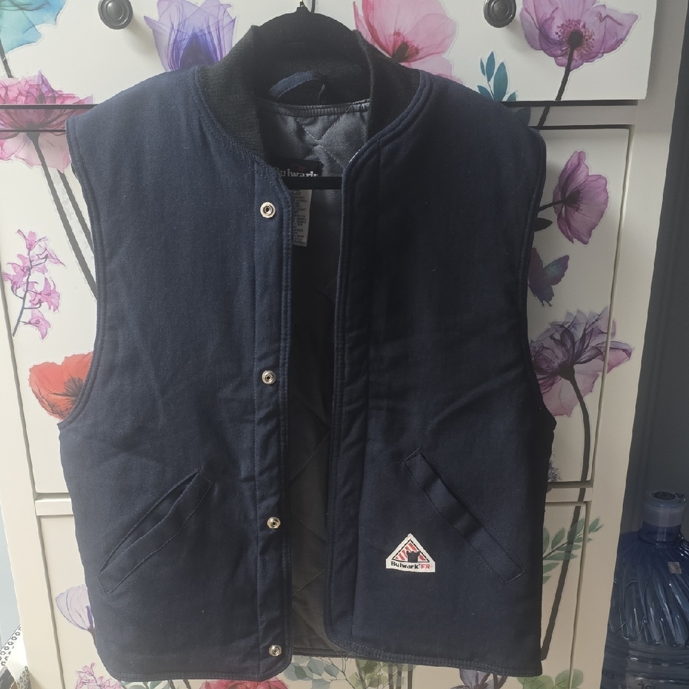 Mens FR Bulwark Quilted Work Vest